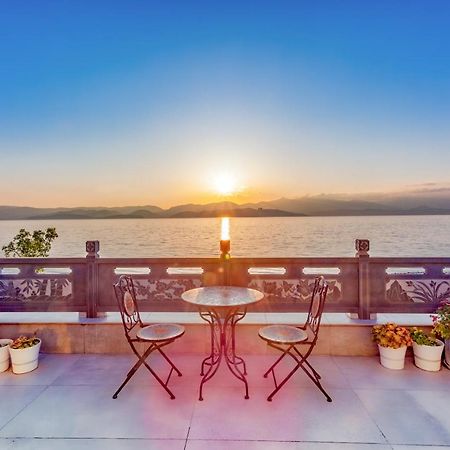 Blue Sea Hotel 다리 외부 사진