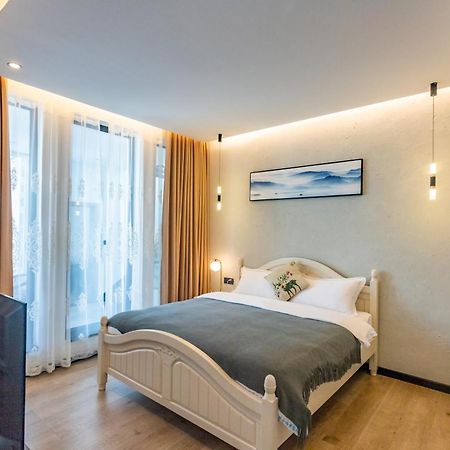 Blue Sea Hotel 다리 외부 사진