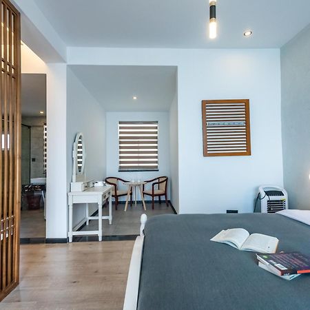 Blue Sea Hotel 다리 외부 사진