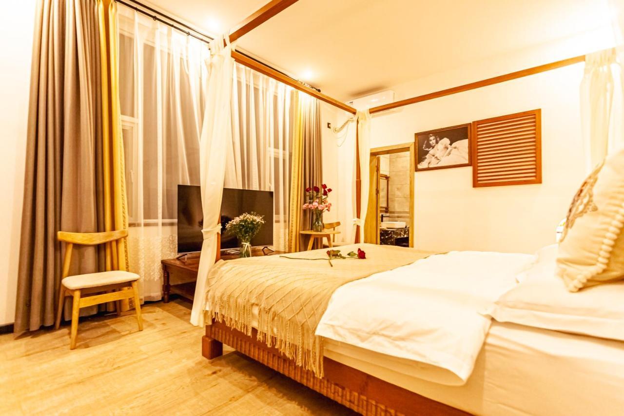 Blue Sea Hotel 다리 외부 사진