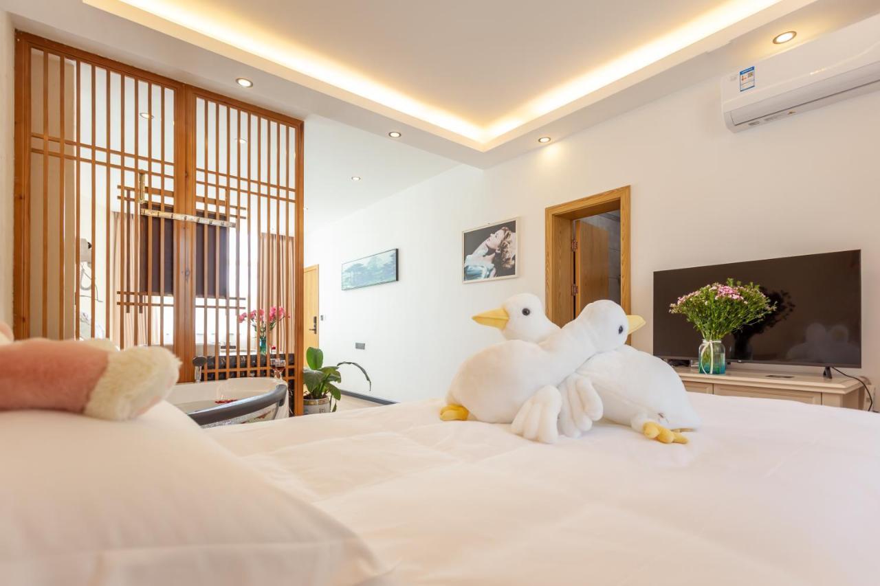 Blue Sea Hotel 다리 외부 사진