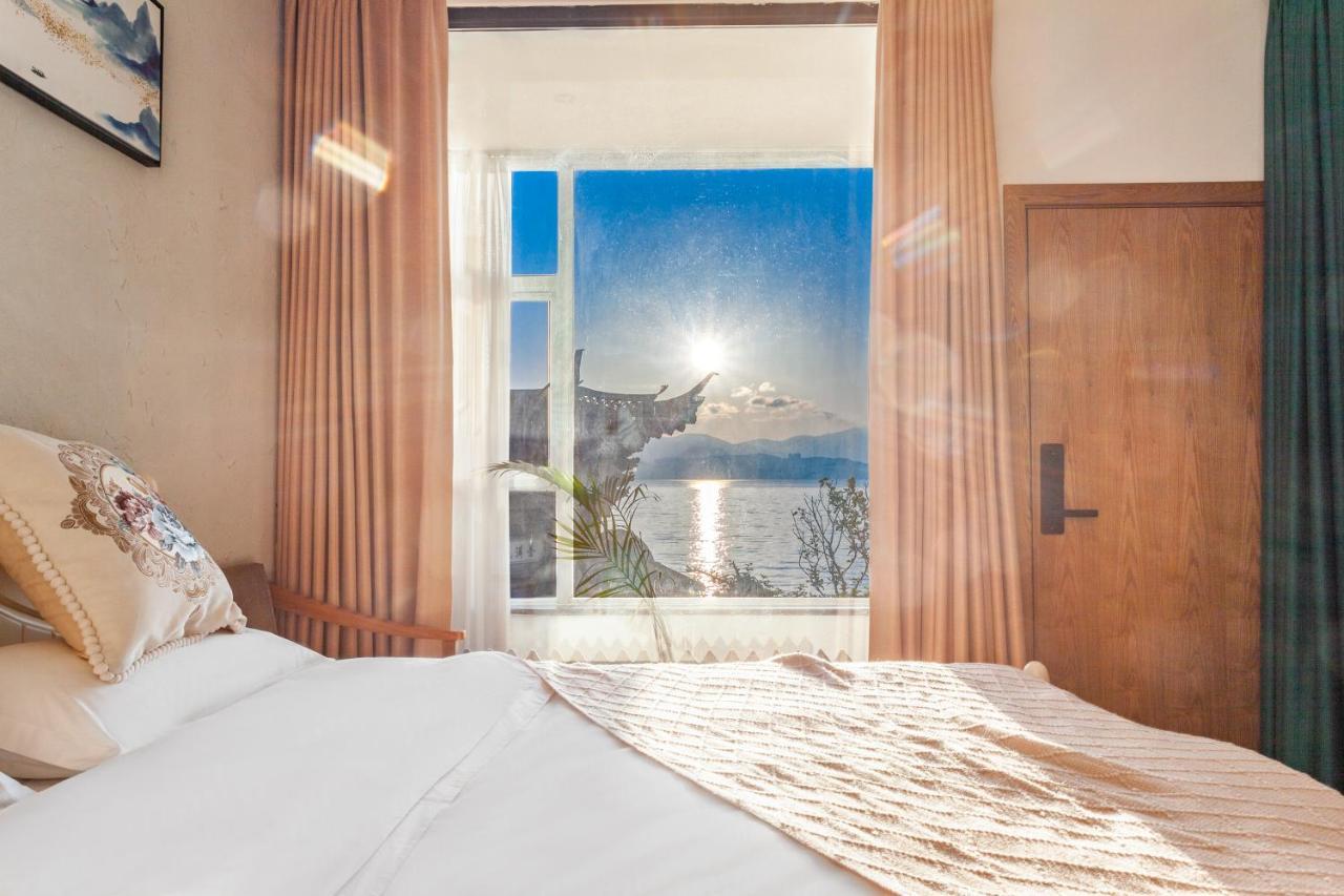 Blue Sea Hotel 다리 외부 사진