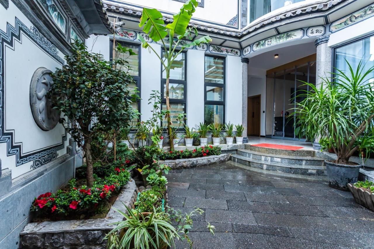 Blue Sea Hotel 다리 외부 사진