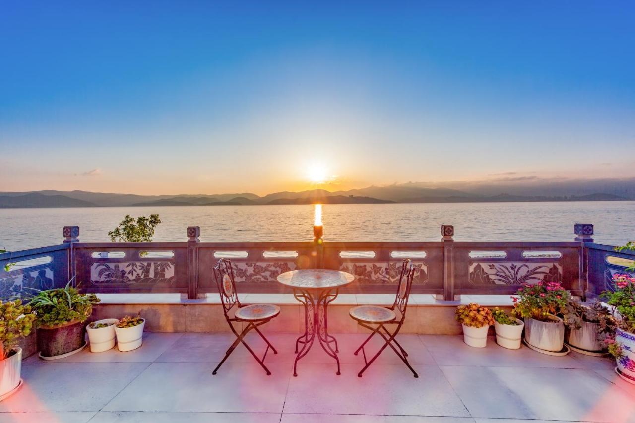 Blue Sea Hotel 다리 외부 사진